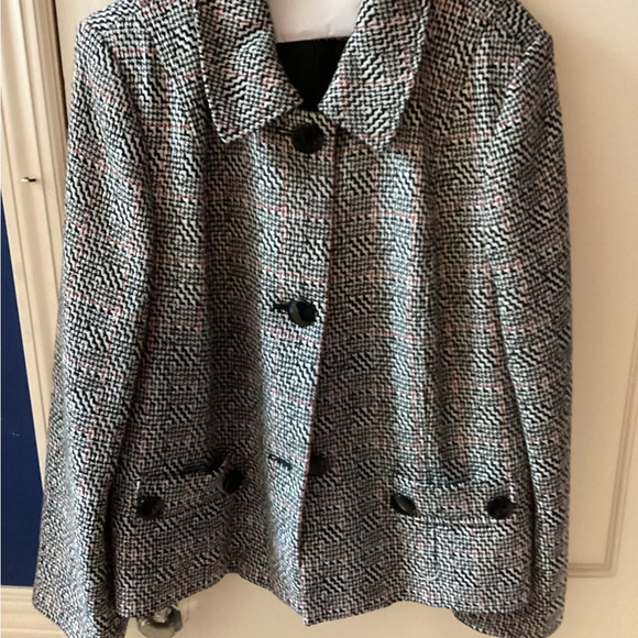 Women’s Tweed Blazer-Size 18-Lined- Pre-Owned - Picture 2 of 7